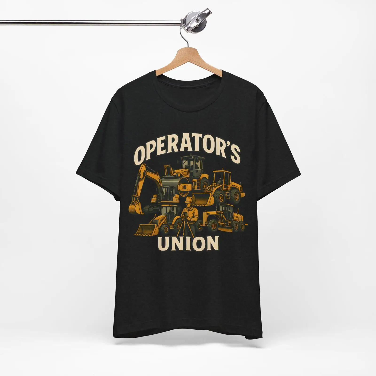 Heavy Equipment Union - تي شيرت بتصميم جرافيكي مريح وعصري
